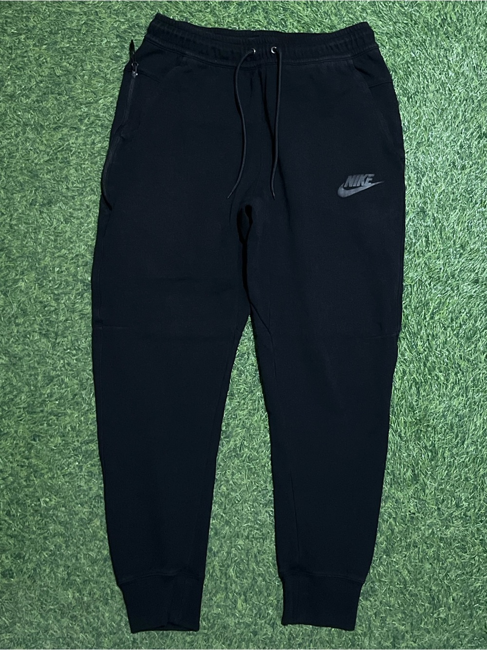 Nike Sportswear Tech Fleece Pants Men’s Small Black Joggers Athletic DD5293-010
